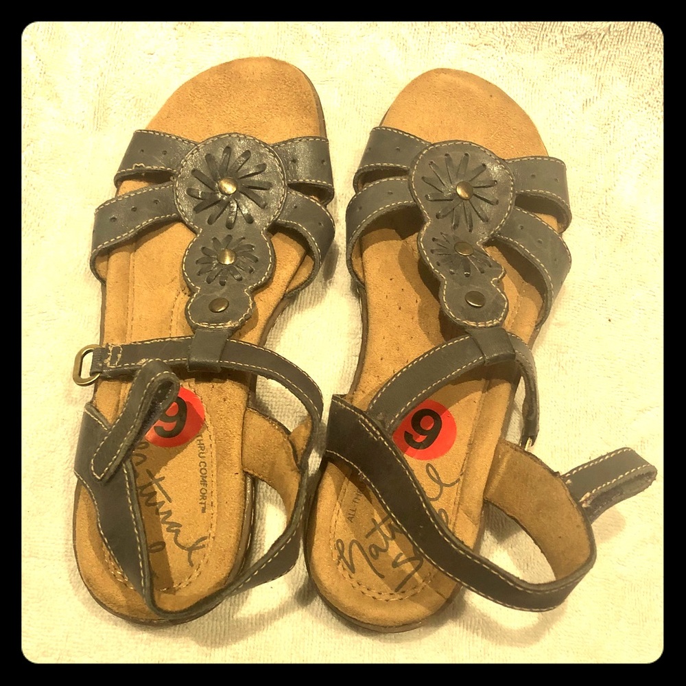 BRAND NEW NEVER WORN Natural Soul Blue Jean sandal